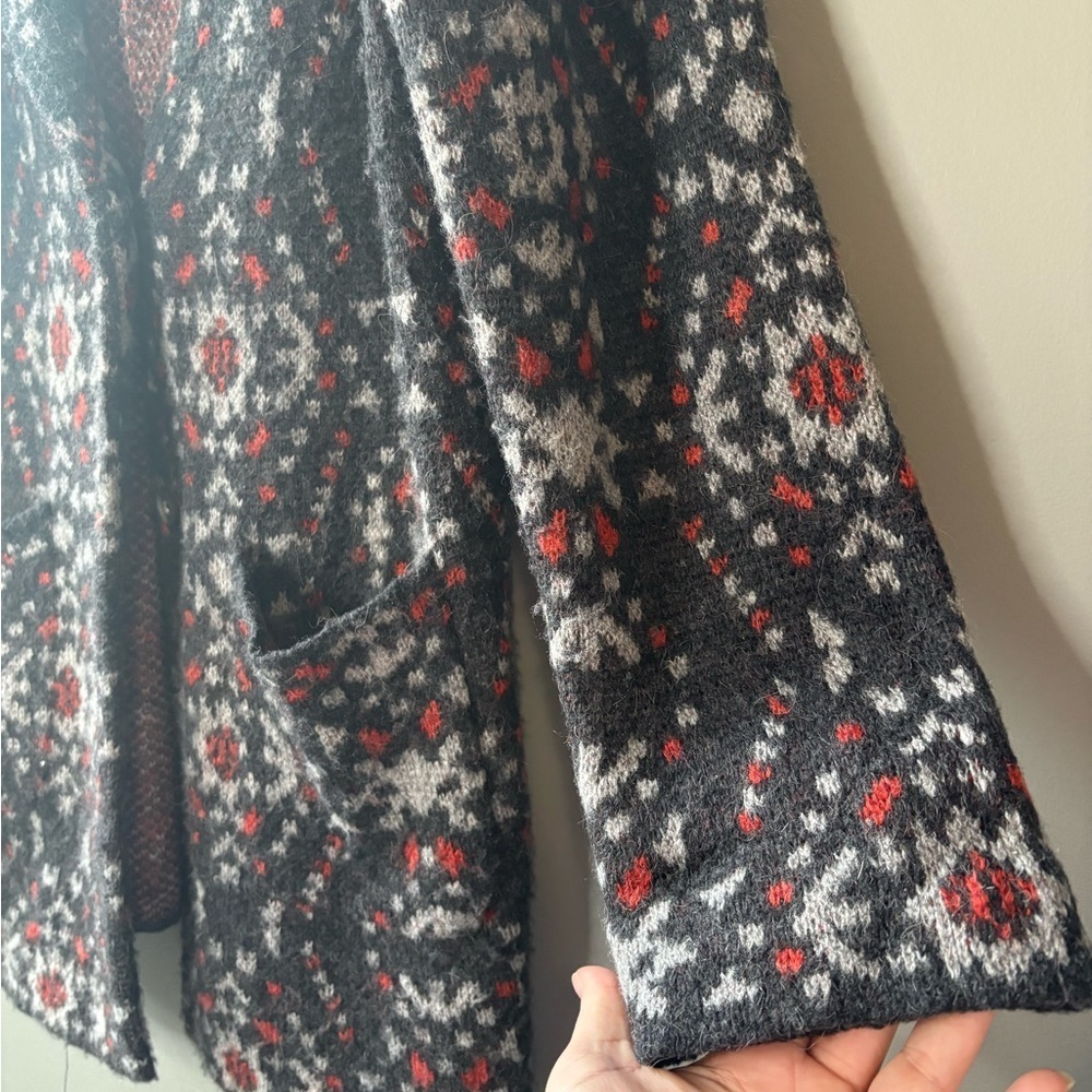 Free People size M Aztec Geo Print Long Cozy Jacket, Wool and Alpaca blend - Picture 6 of 7